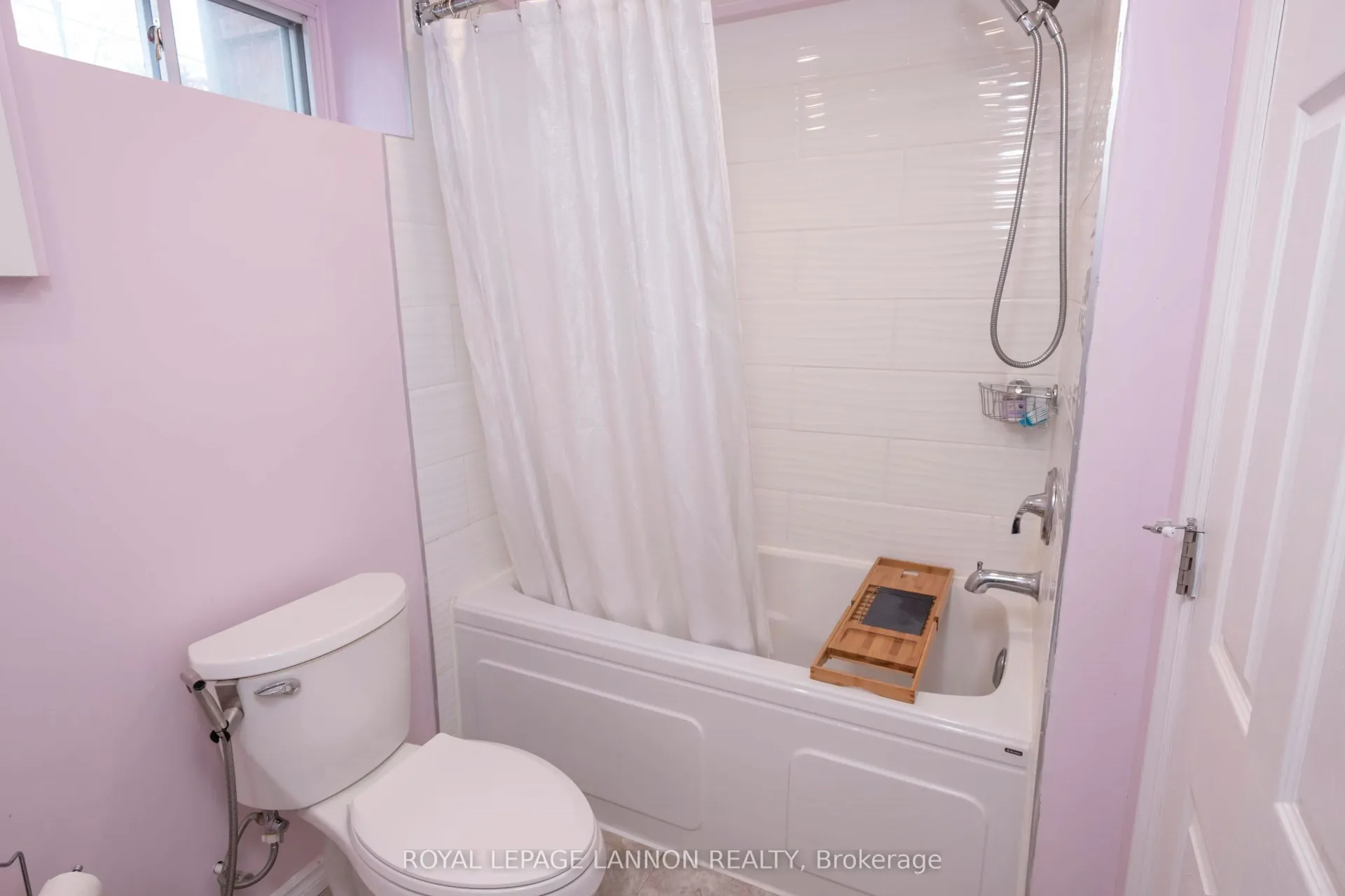 Photo 27 of 159 Woodside Street, Thunder Bay, Grandview — HOMEH
