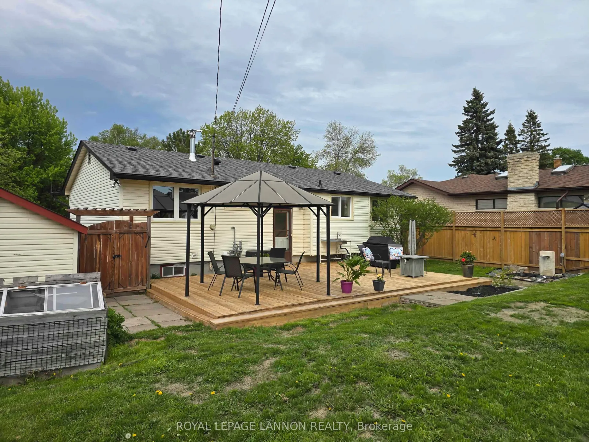 Photo 41 of 159 Woodside Street, Thunder Bay, Grandview — HOMEH