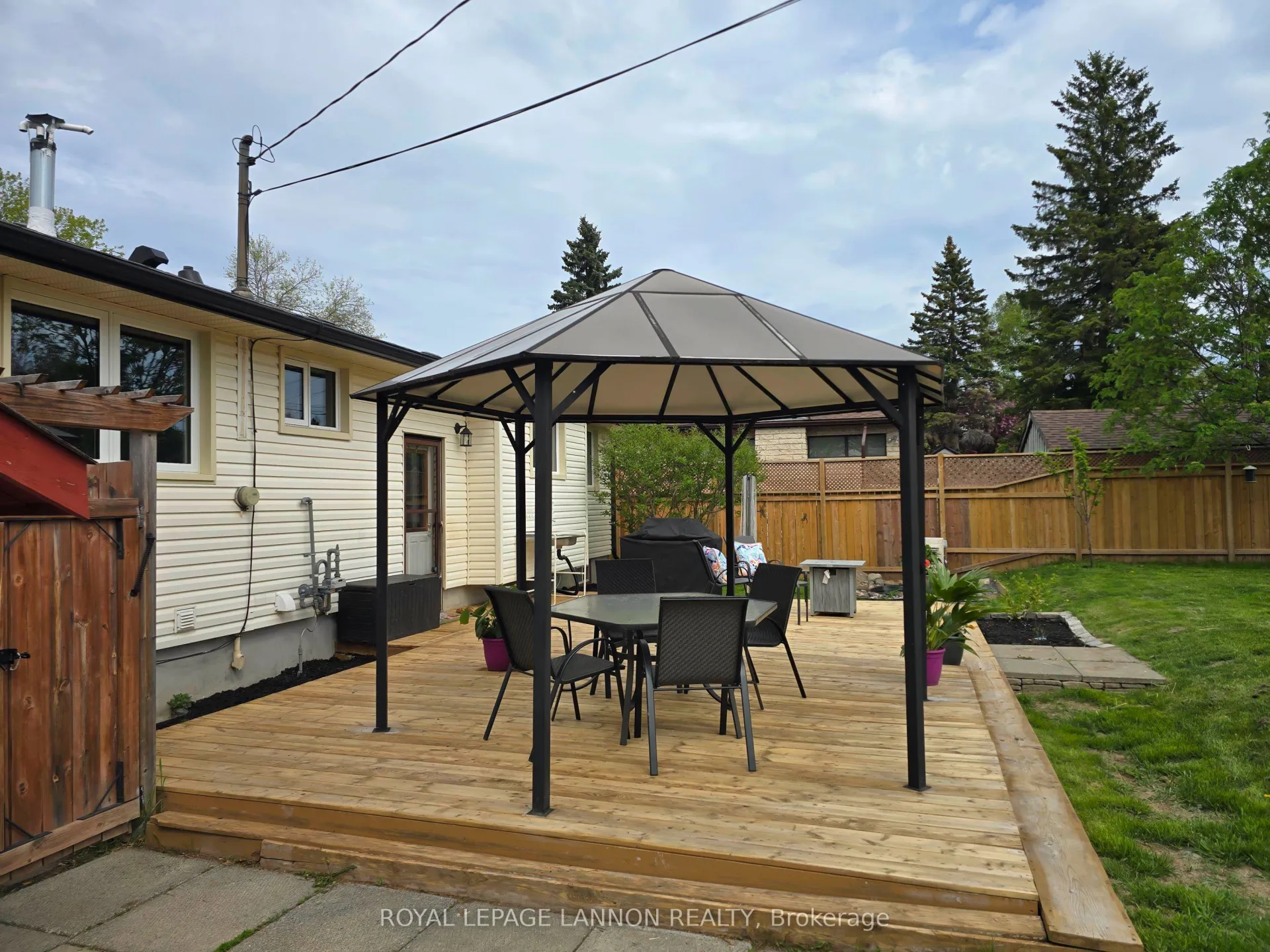 Photo 42 of 159 Woodside Street, Thunder Bay, Grandview — HOMEH