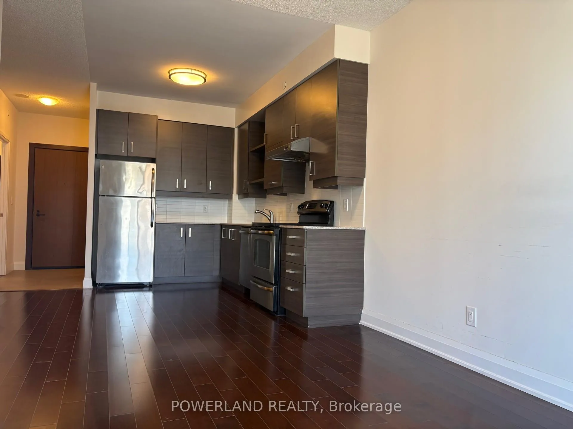 Photo 4 of Unit 616, 8228 Birchmount Road, Markham, Unionville — HOMEH