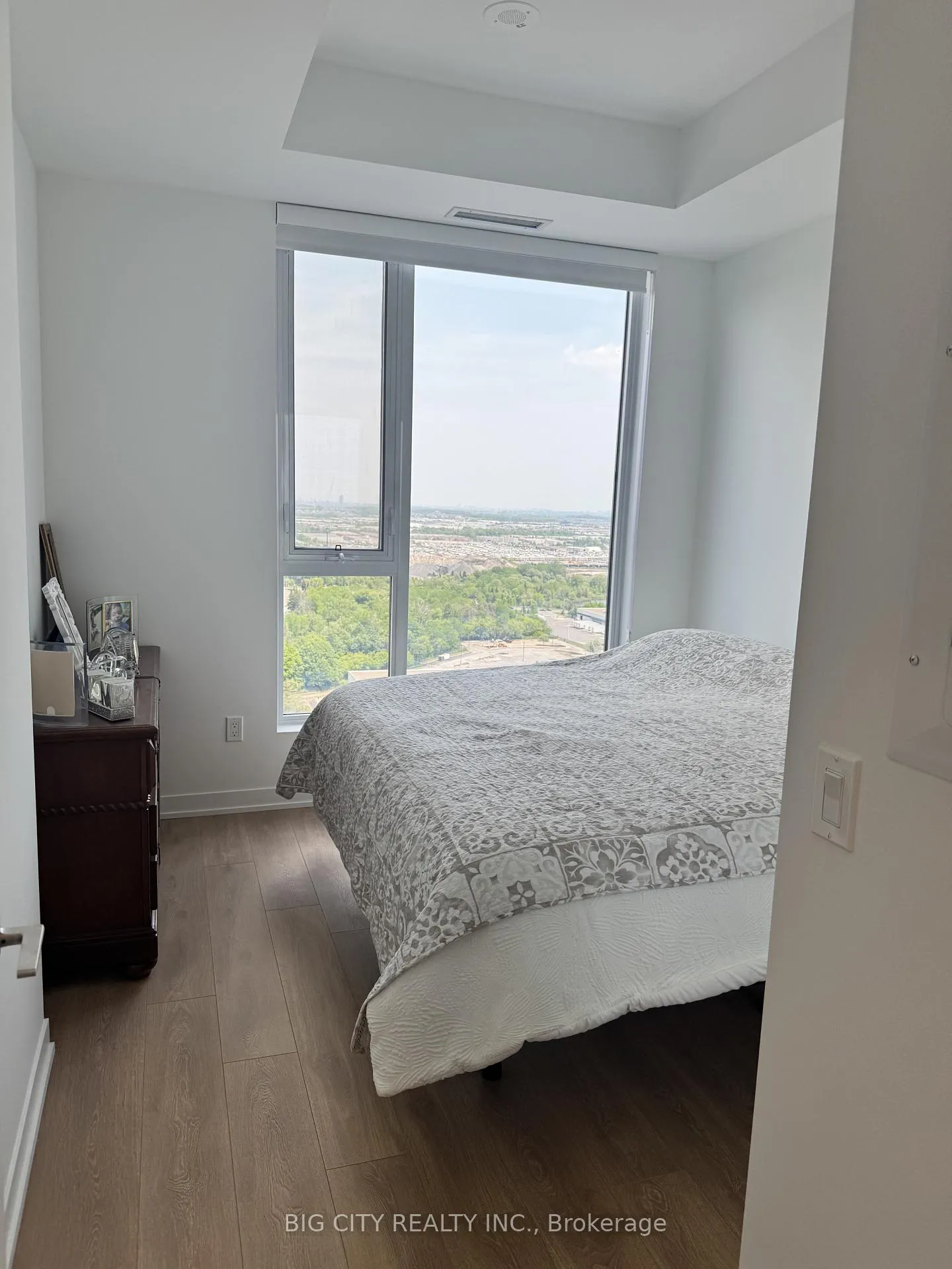 Photo 2 of Unit 2506, 474 Caldari Road, Vaughan, Concord — HOMEH