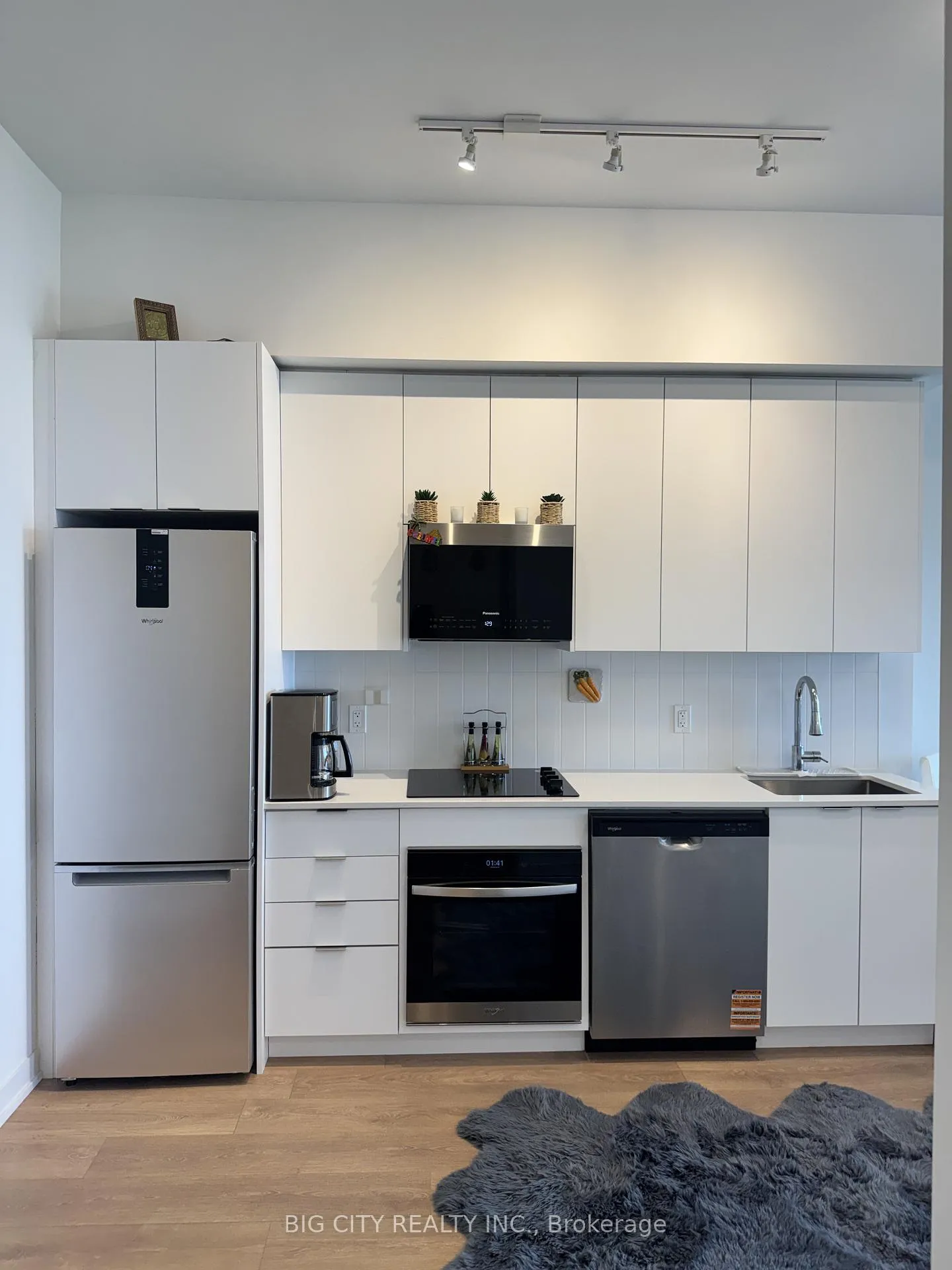 Photo 5 of Unit 2506, 474 Caldari Road, Vaughan, Concord — HOMEH