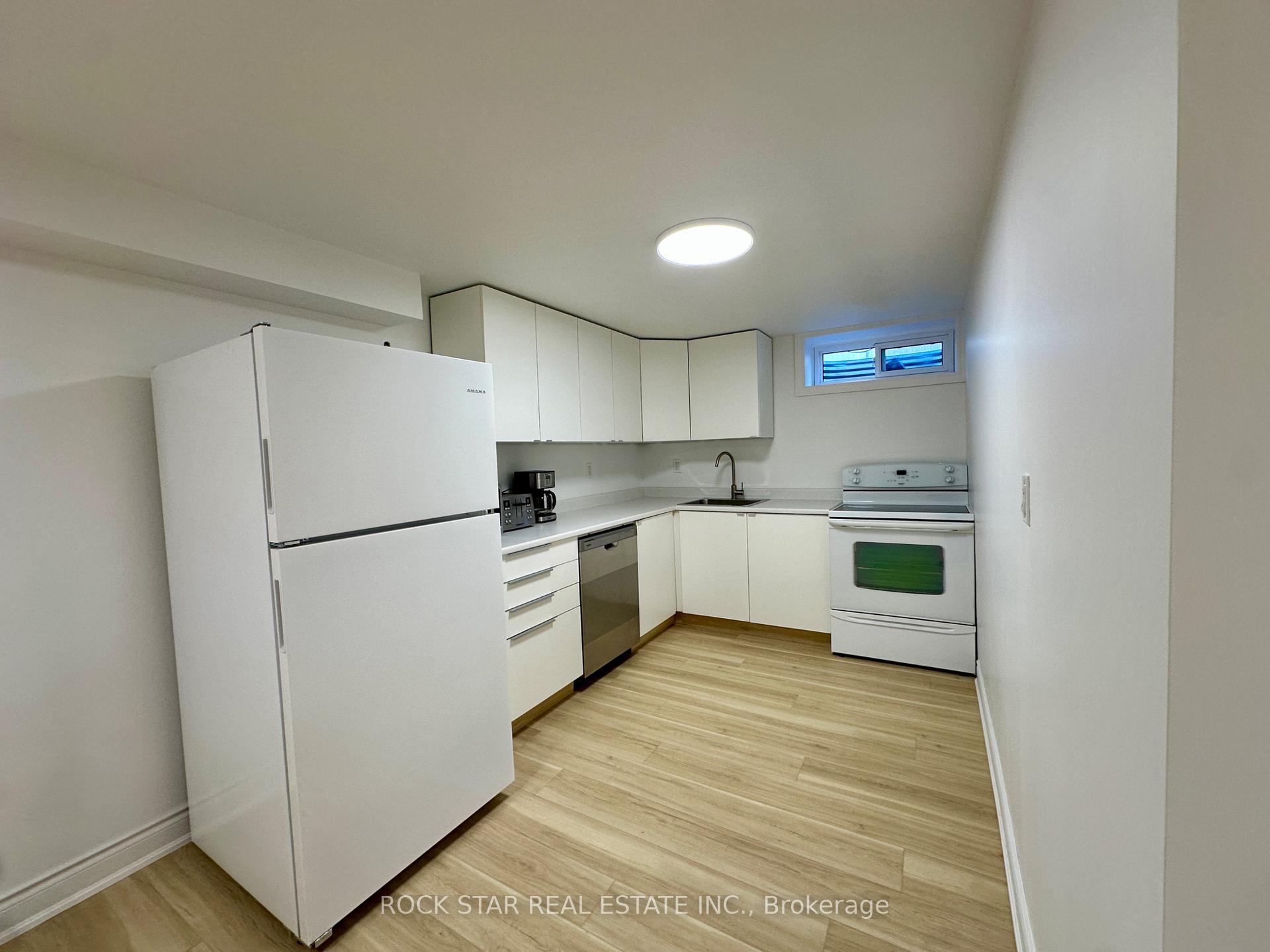 Photo 7 of Unit (LOWER), 631 Maclaren Drive, Burlington, Roseland — HOMEH