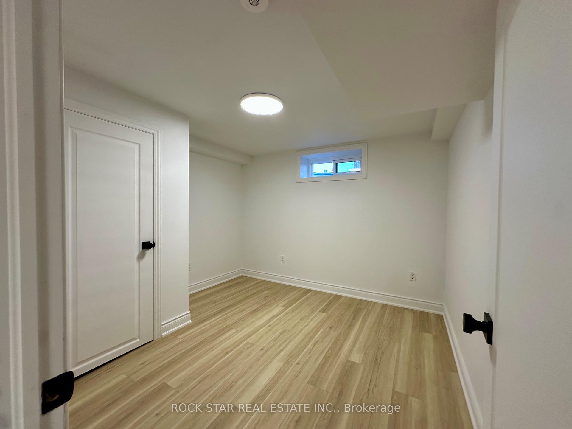Photo 25 of Unit (LOWER), 631 Maclaren Drive, Burlington, Roseland — HOMEH