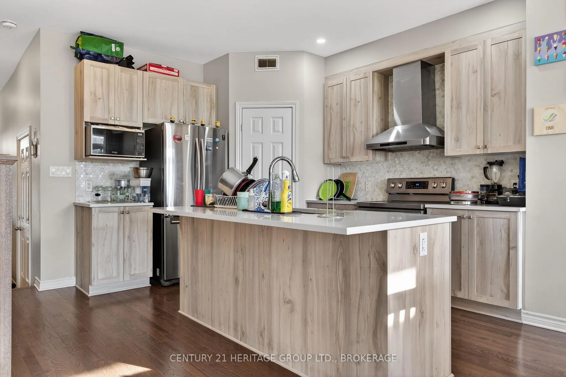 Photo 8 of 1364 Demers Avenue, Kingston, East Gardiners Rd — HOMEH