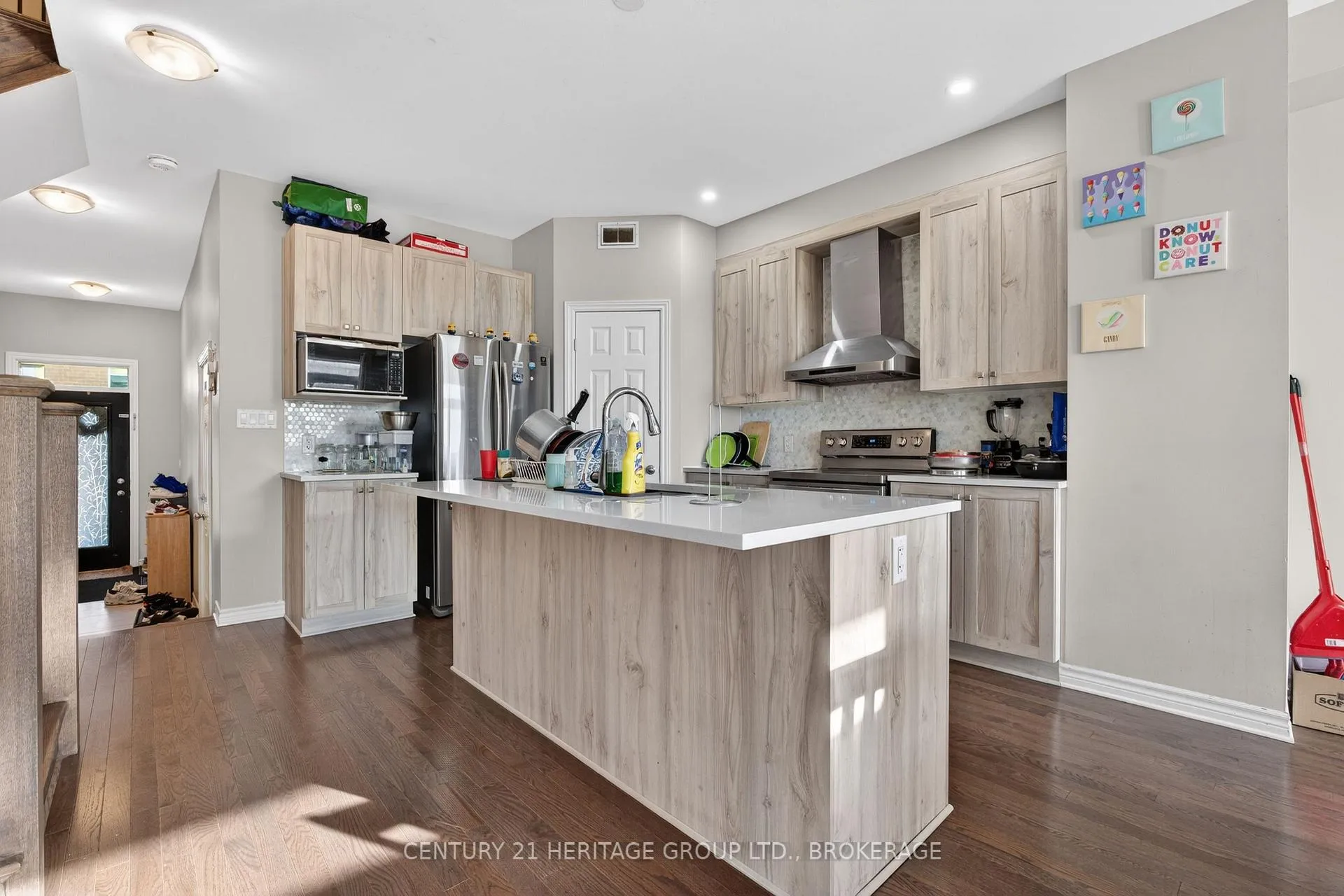 Photo 12 of 1364 Demers Avenue, Kingston, East Gardiners Rd — HOMEH