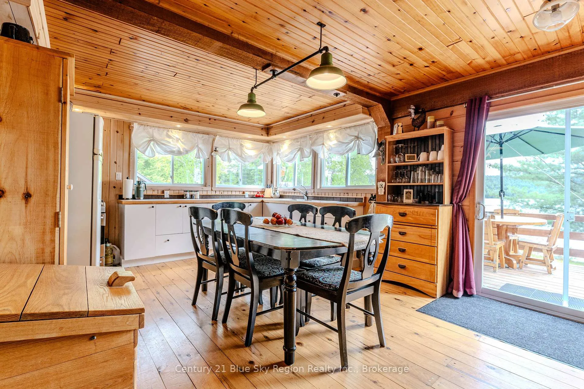 Photo 7 of 10385 Rabbit Lake, Temagami — HOMEH