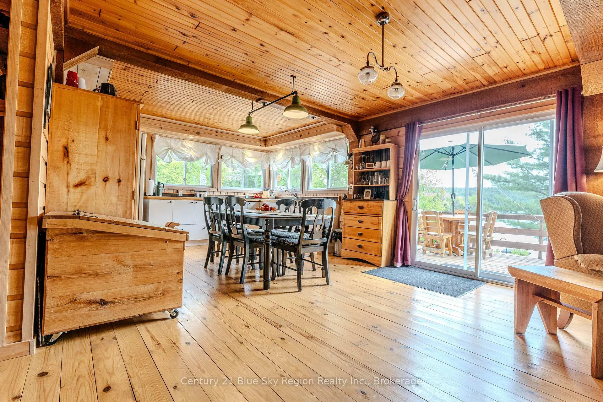 Photo 10 of 10385 Rabbit Lake, Temagami — HOMEH