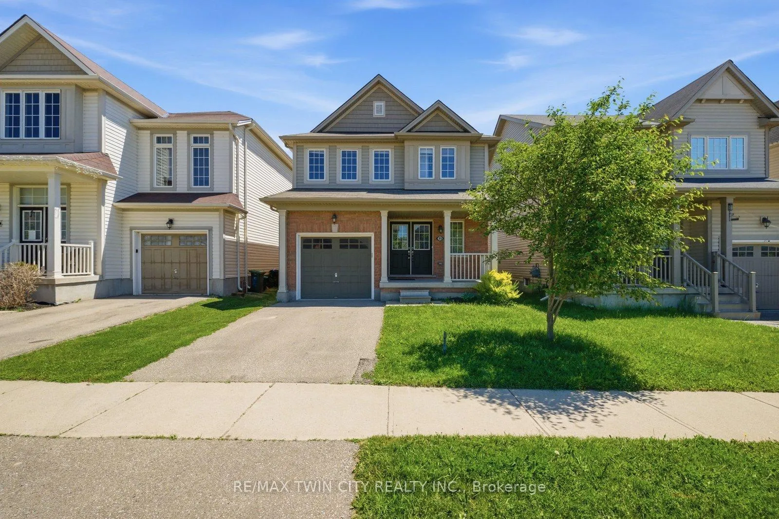 Photo 1 of 99 Warner Lane S, Brantford — HOMEH