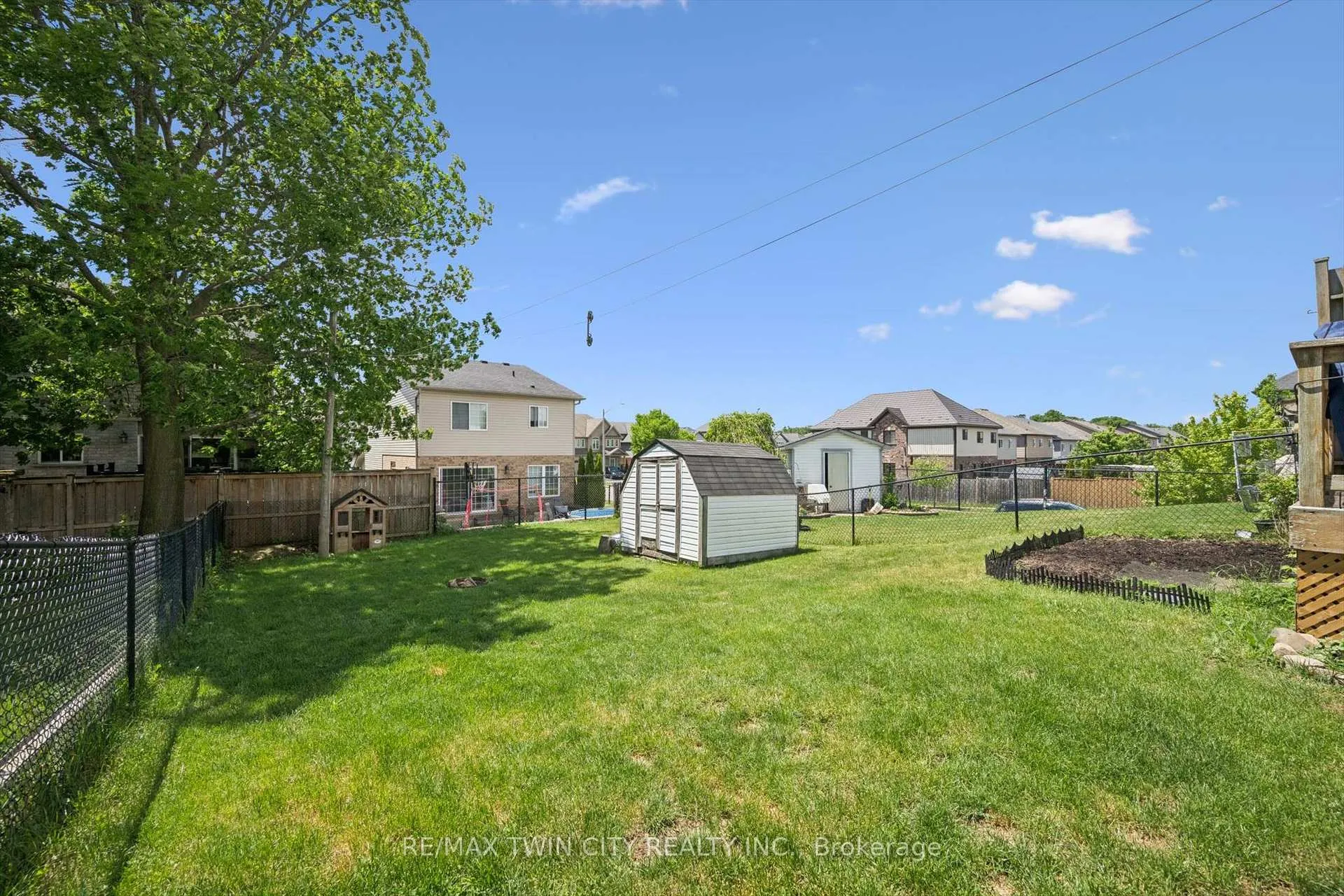 Photo 33 of 82 Catherine Street, Wilmot, New Hamburg — HOMEH