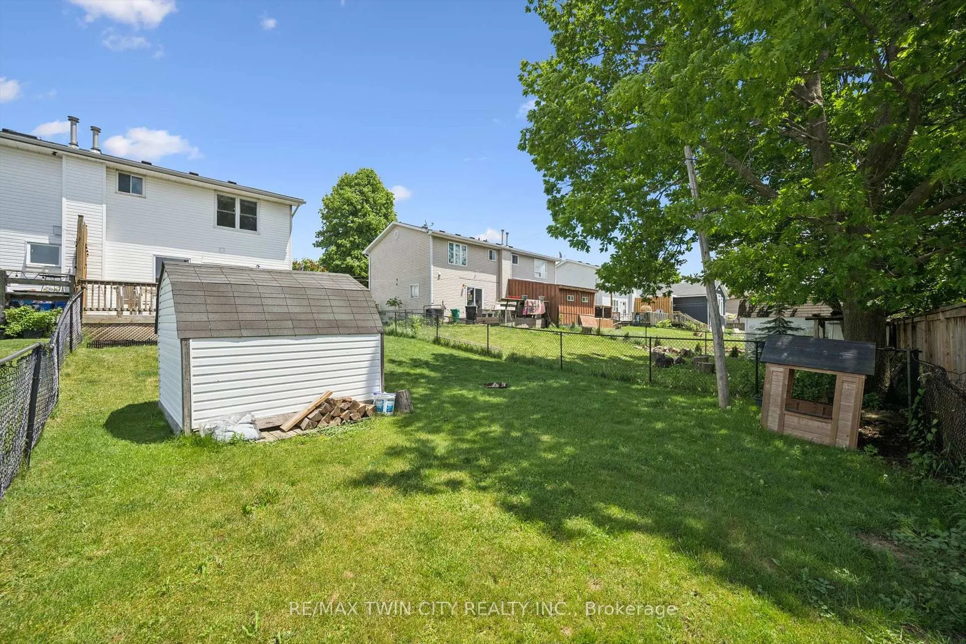 Photo 35 of 82 Catherine Street, Wilmot, New Hamburg — HOMEH