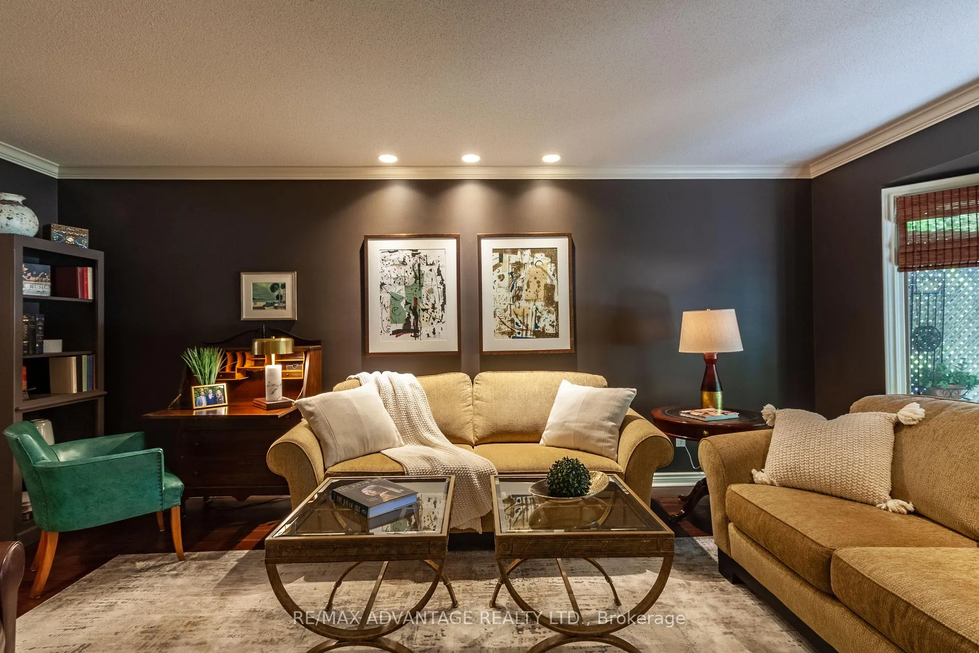 Photo 4 of 11 Farmington Crescent, London, South L — HOMEH