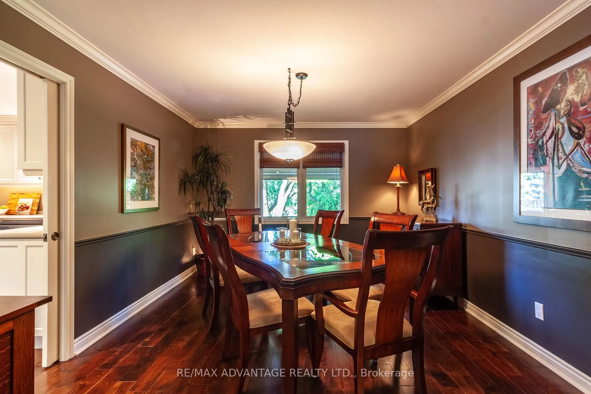 Photo 6 of 11 Farmington Crescent, London, South L — HOMEH