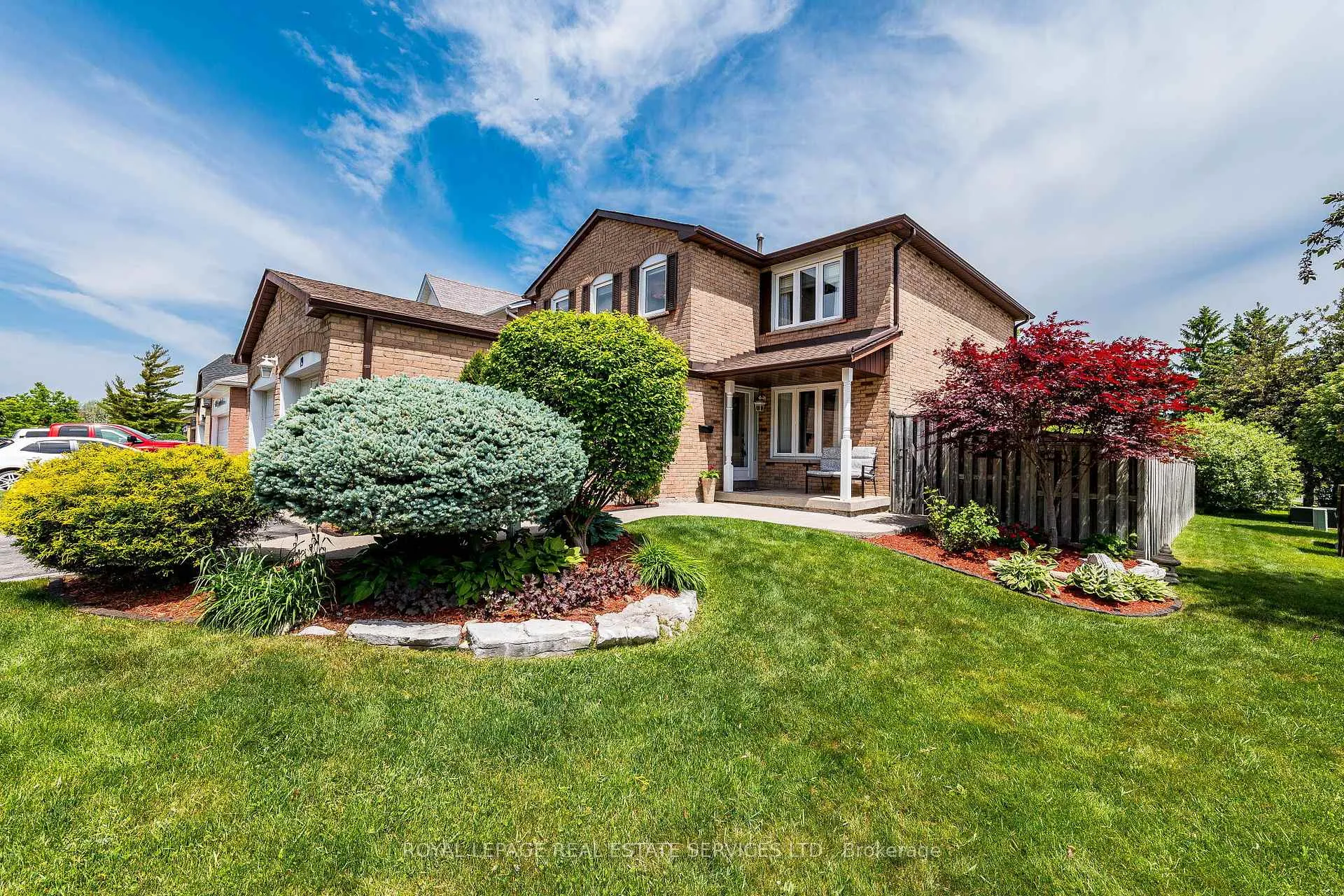 Photo 3 of 19 Newgreen Crescent, Brampton, Westgate — HOMEH