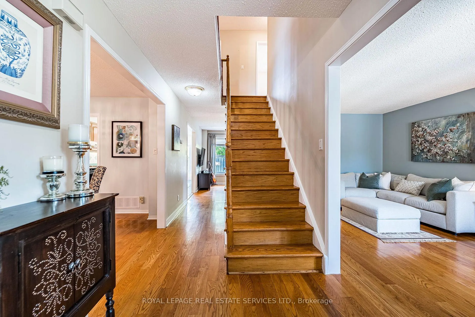 Photo 7 of 19 Newgreen Crescent, Brampton, Westgate — HOMEH