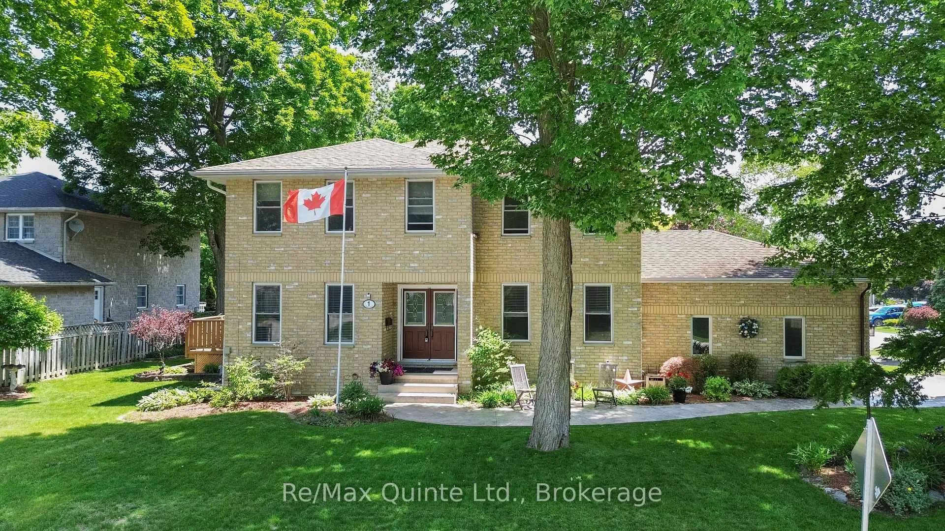 Front of 1 Simmons Court