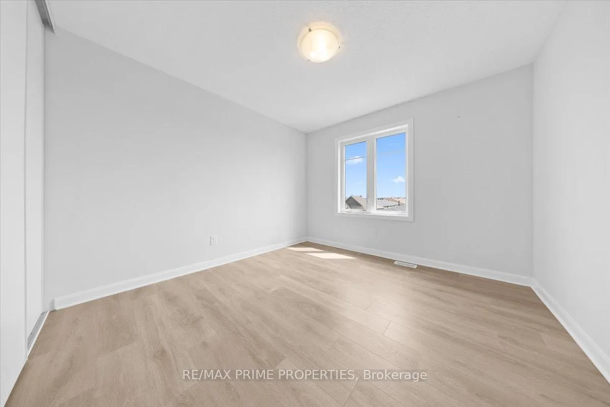 Photo 24 of Unit B, 700B Amberwing Private, Ottawa, Avalon West — HOMEH