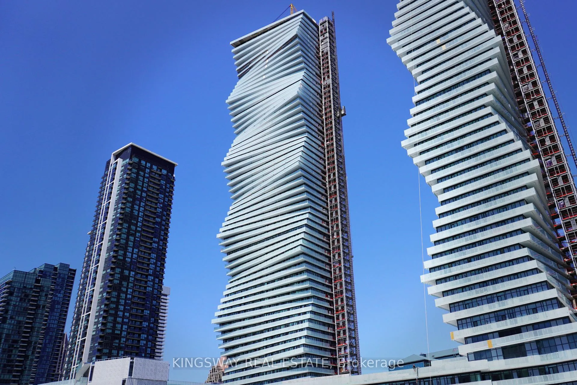 Photo 1 of Unit 2913, 3900 Confederation Parkway, Mississauga, City Centre — HOMEH