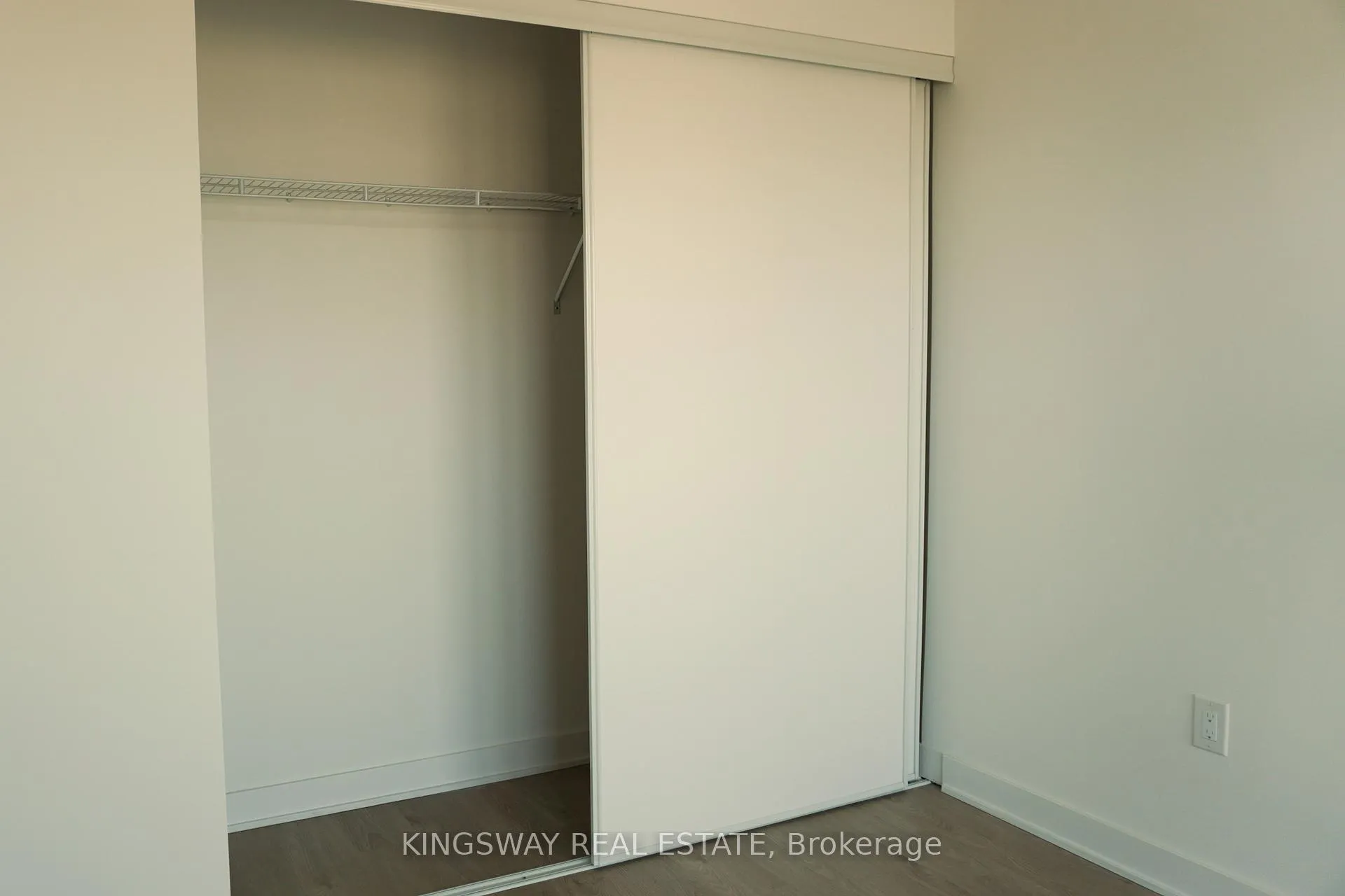 Photo 17 of Unit 2913, 3900 Confederation Parkway, Mississauga, City Centre — HOMEH