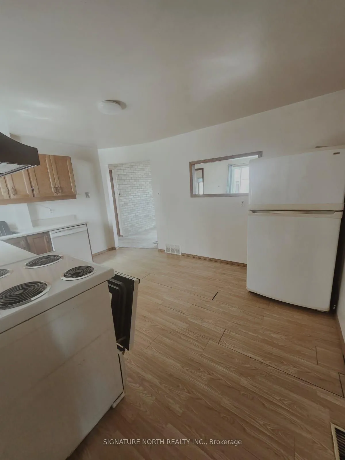 Photo 6 of 384 Francis Street E, Thunder Bay, Westfort — HOMEH