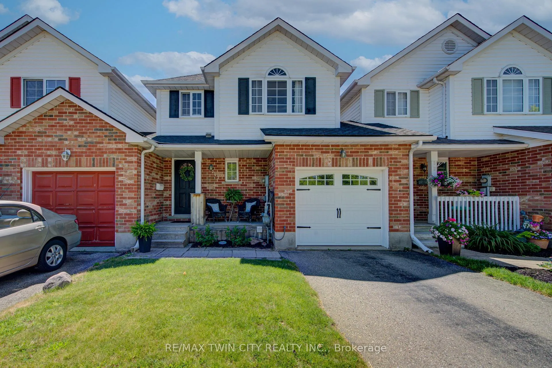 Photo 2 of 243 Auburn Drive, Waterloo — HOMEH