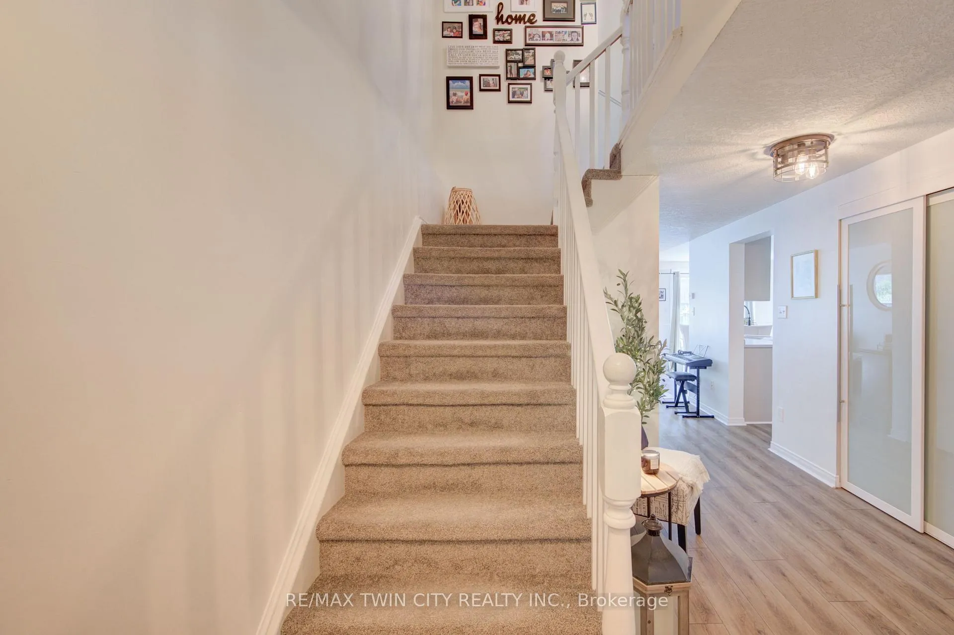 Photo 17 of 243 Auburn Drive, Waterloo — HOMEH