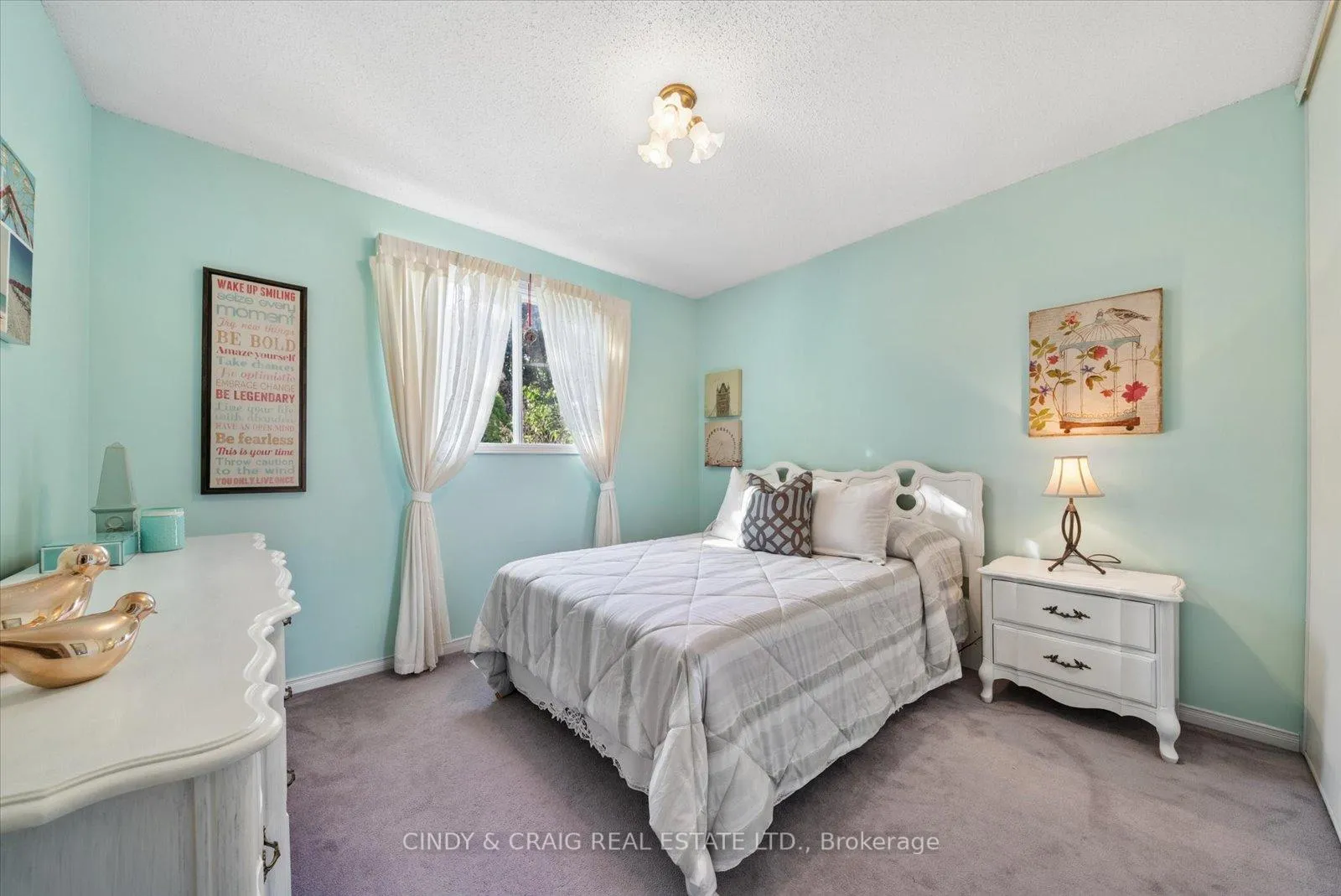 Photo 10 of 28 Moyse Drive, Clarington, Courtice — HOMEH