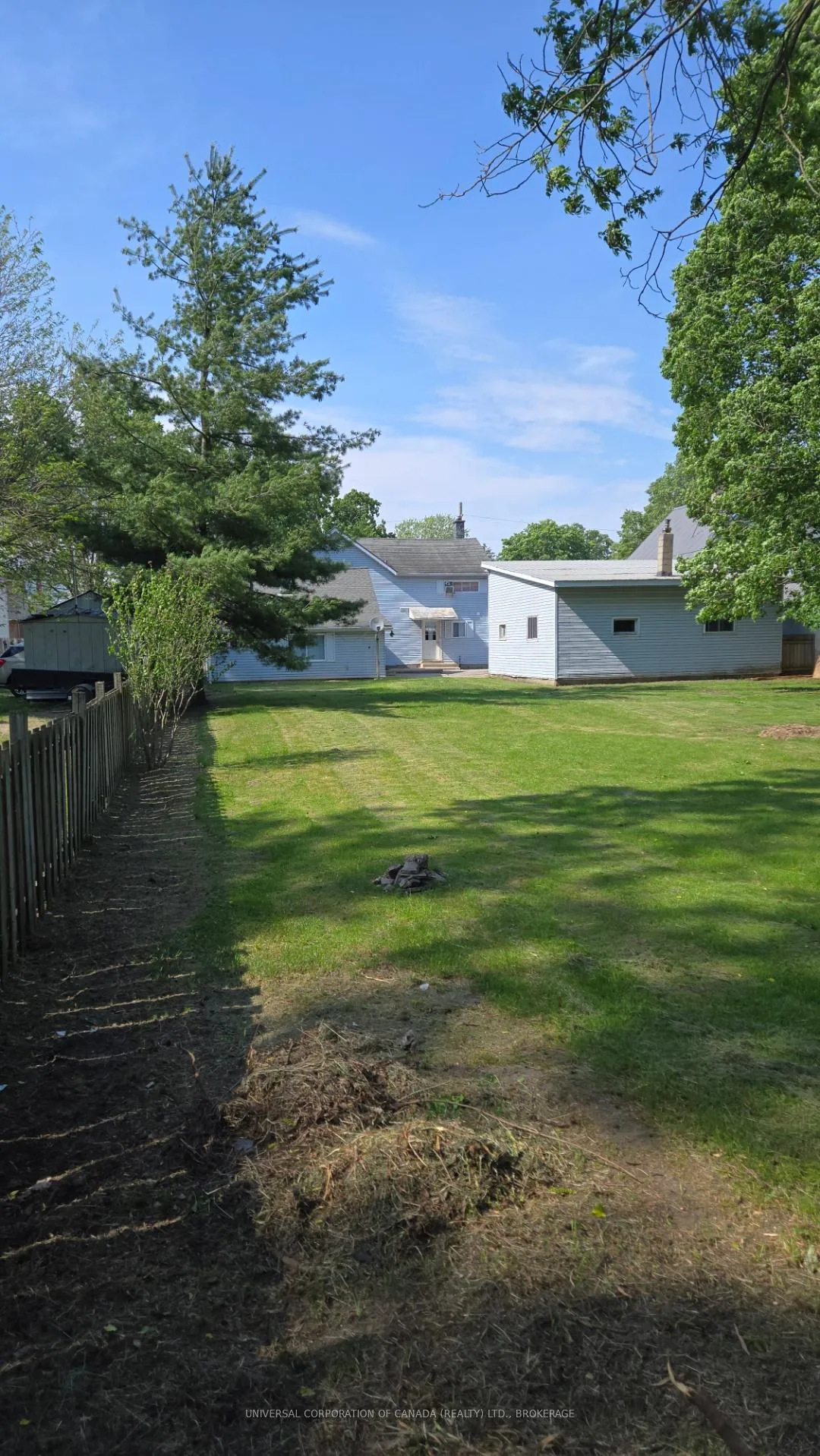 Photo 2 of 54 South Street W, Aylmer — HOMEH