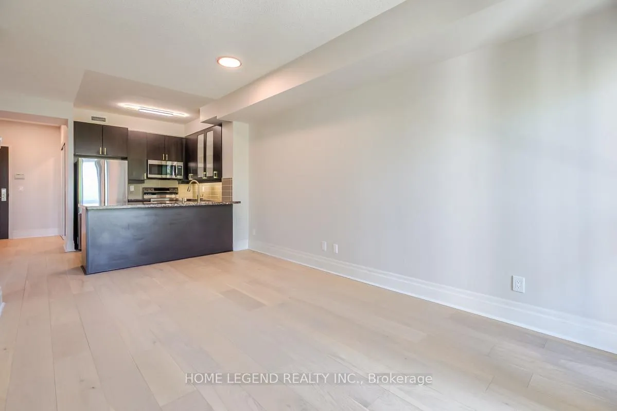 Photo 6 of Unit 215, 39 Upper Duke Crescent, Markham, Unionville — HOMEH