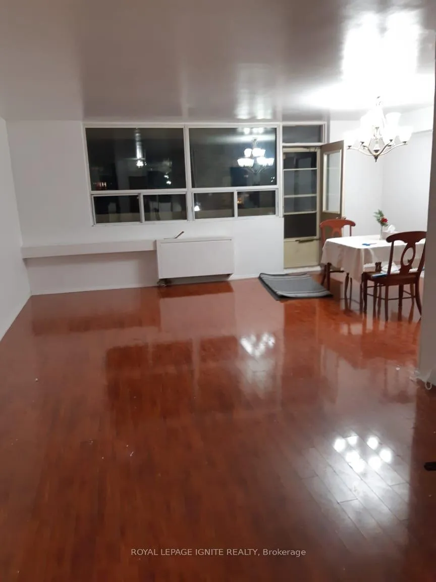 Photo of Unit 307, 3420 Eglinton Avenue