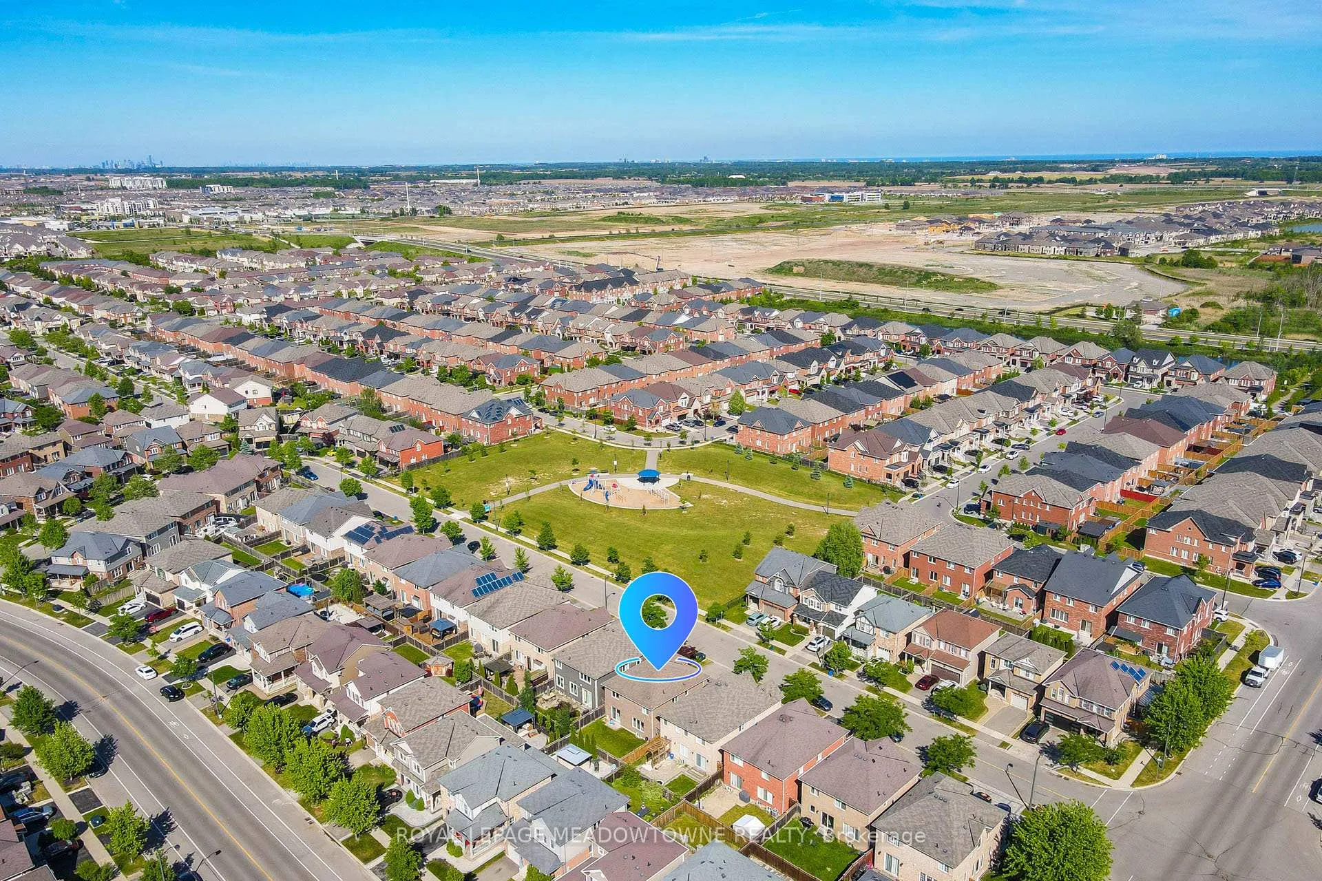 Photo 3 of 389 Nakerville Crescent, Milton, Harrison — HOMEH