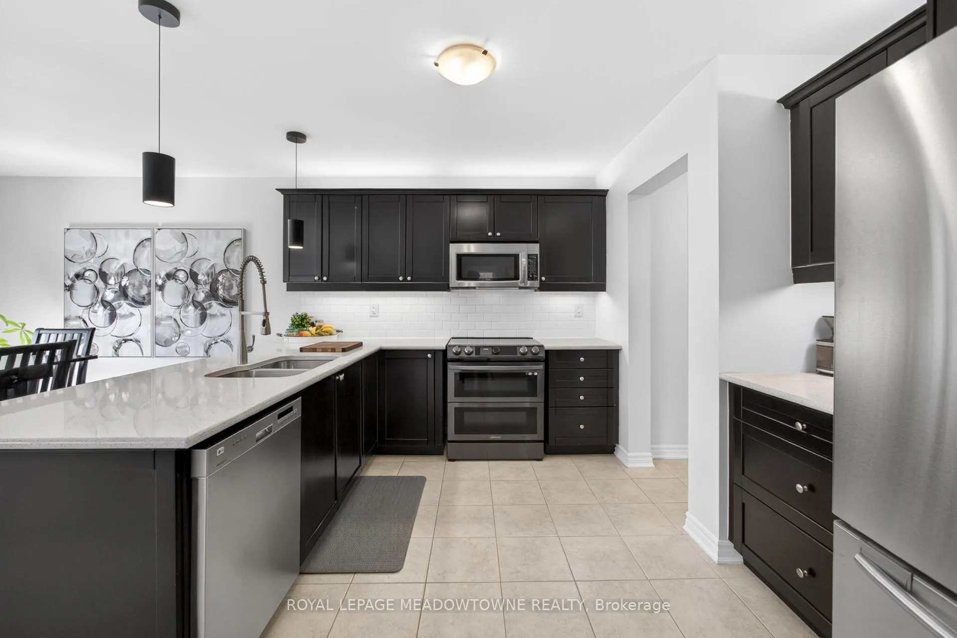 Photo 18 of 389 Nakerville Crescent, Milton, Harrison — HOMEH
