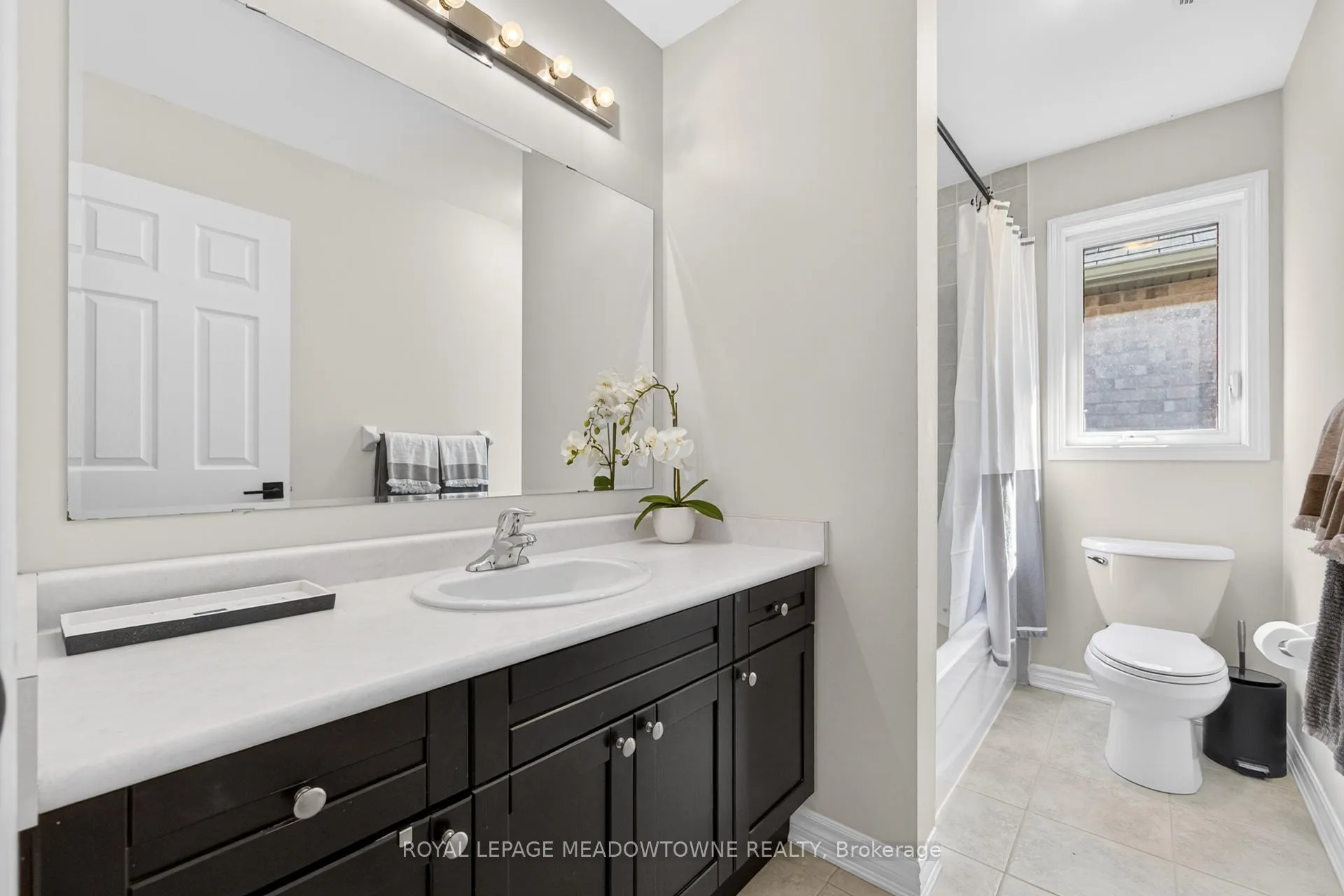 Photo 37 of 389 Nakerville Crescent, Milton, Harrison — HOMEH
