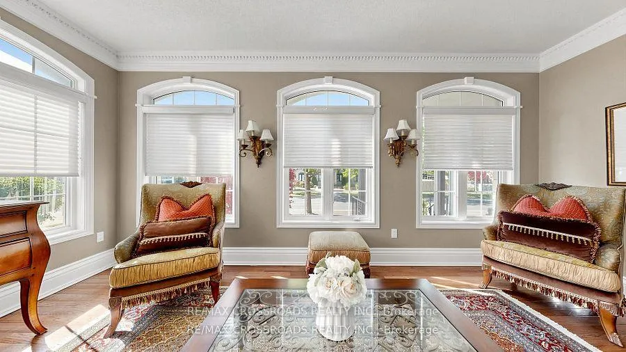 Photo 8 of 2 Mumberson Court, Markham, Cachet — HOMEH