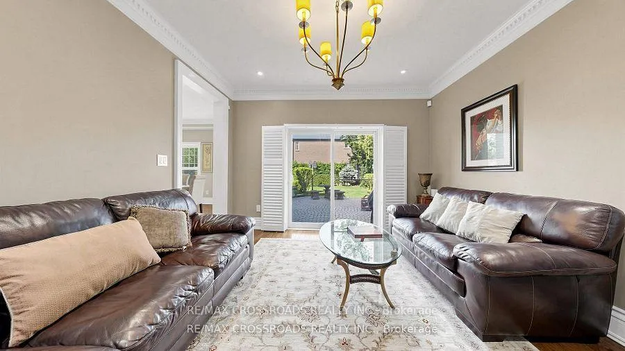 Photo 10 of 2 Mumberson Court, Markham, Cachet — HOMEH