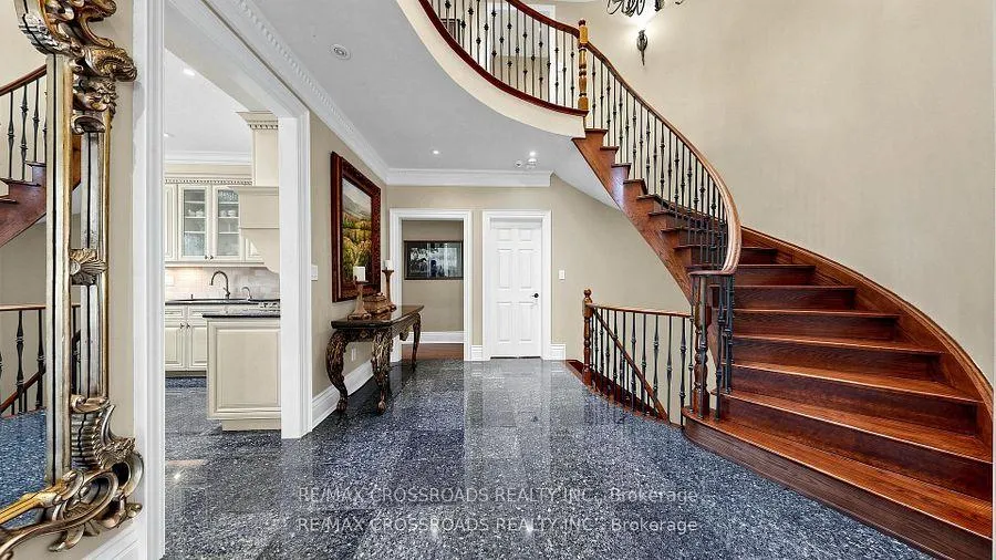 Photo 18 of 2 Mumberson Court, Markham, Cachet — HOMEH
