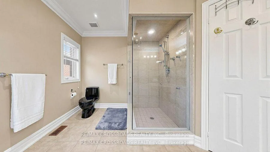 Photo 25 of 2 Mumberson Court, Markham, Cachet — HOMEH