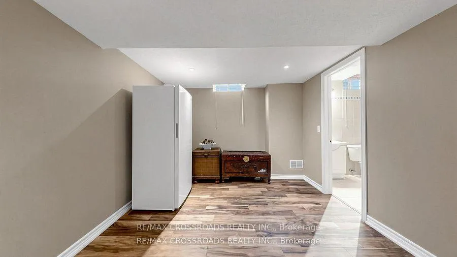 Photo 34 of 2 Mumberson Court, Markham, Cachet — HOMEH