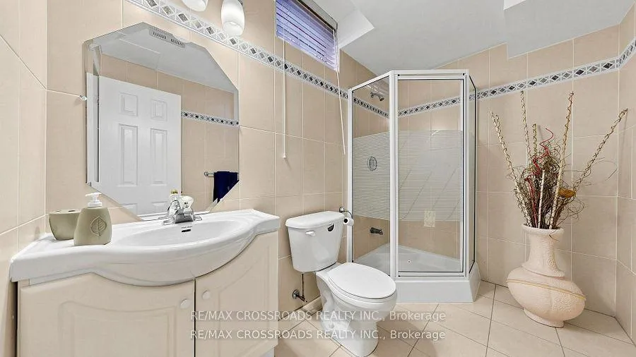 Photo 39 of 2 Mumberson Court, Markham, Cachet — HOMEH