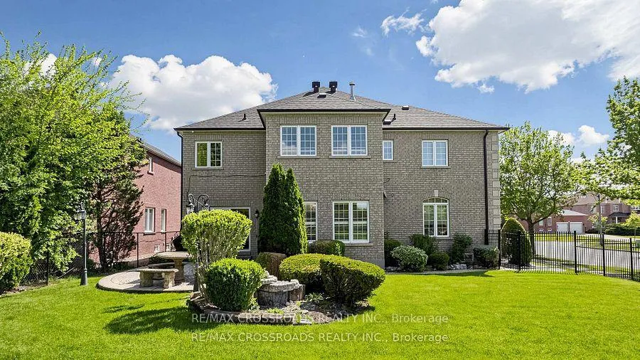 Photo 40 of 2 Mumberson Court, Markham, Cachet — HOMEH