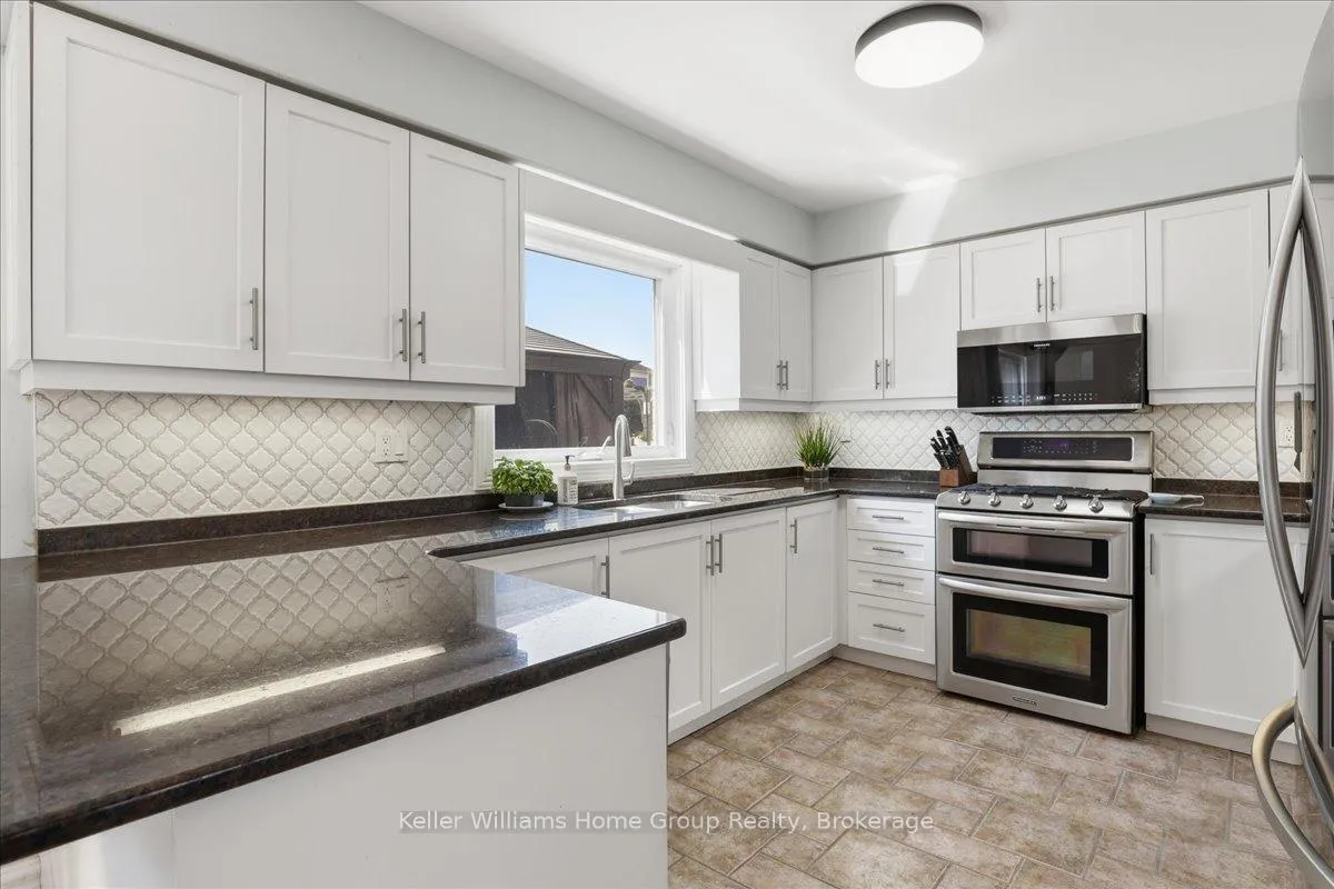 Photo 10 of 19 Forestview Drive, Cambridge — HOMEH