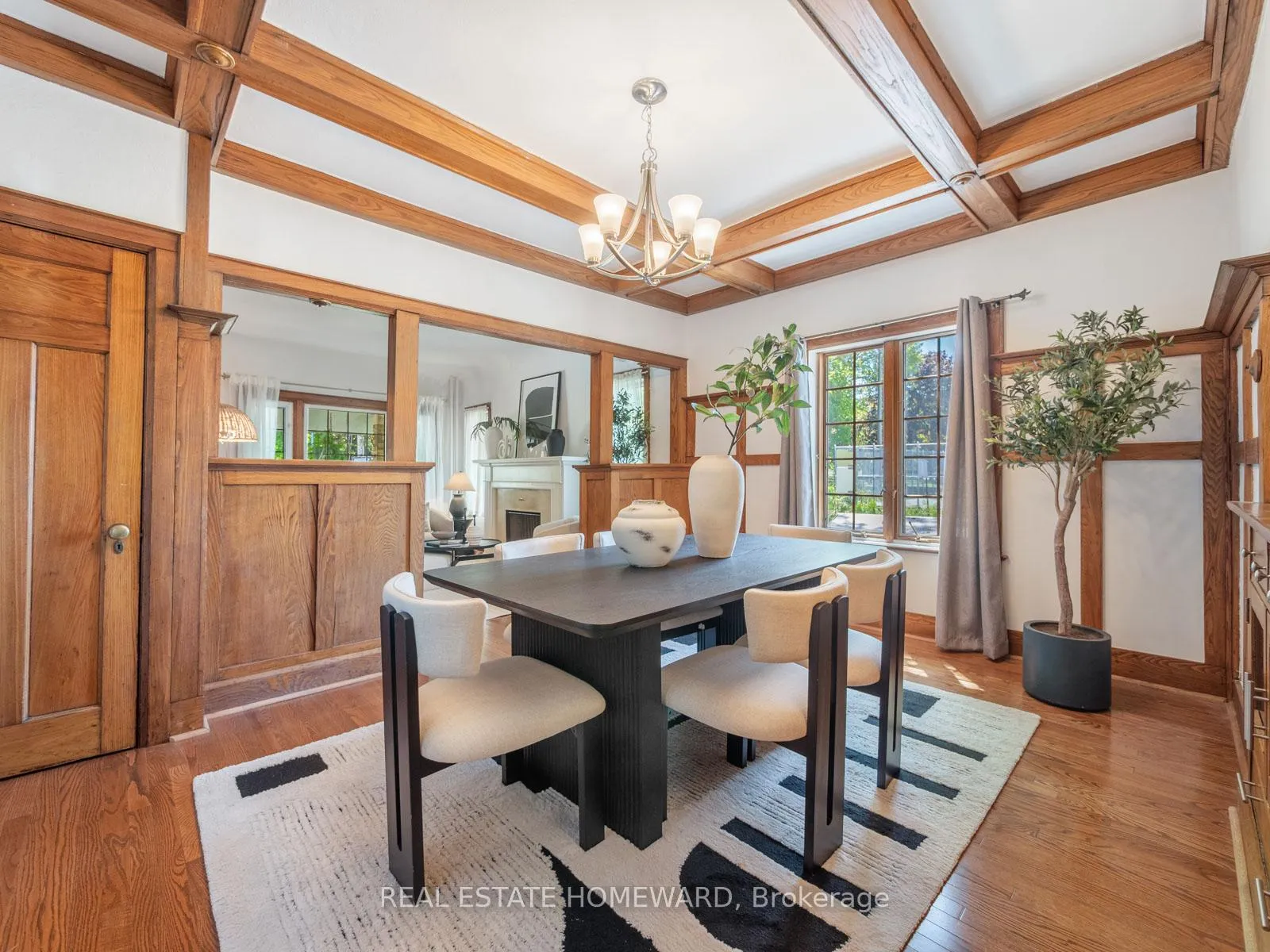 Photo 16 of 24 Waverley Road, Toronto, The Beaches — HOMEH