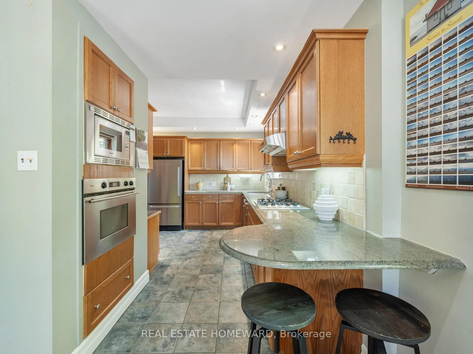 Photo 20 of 24 Waverley Road, Toronto, The Beaches — HOMEH