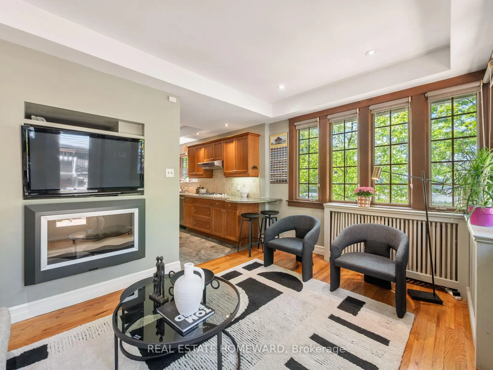 Photo 28 of 24 Waverley Road, Toronto, The Beaches — HOMEH