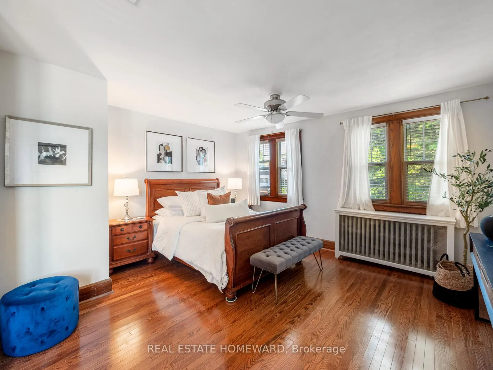 Photo 32 of 24 Waverley Road, Toronto, The Beaches — HOMEH