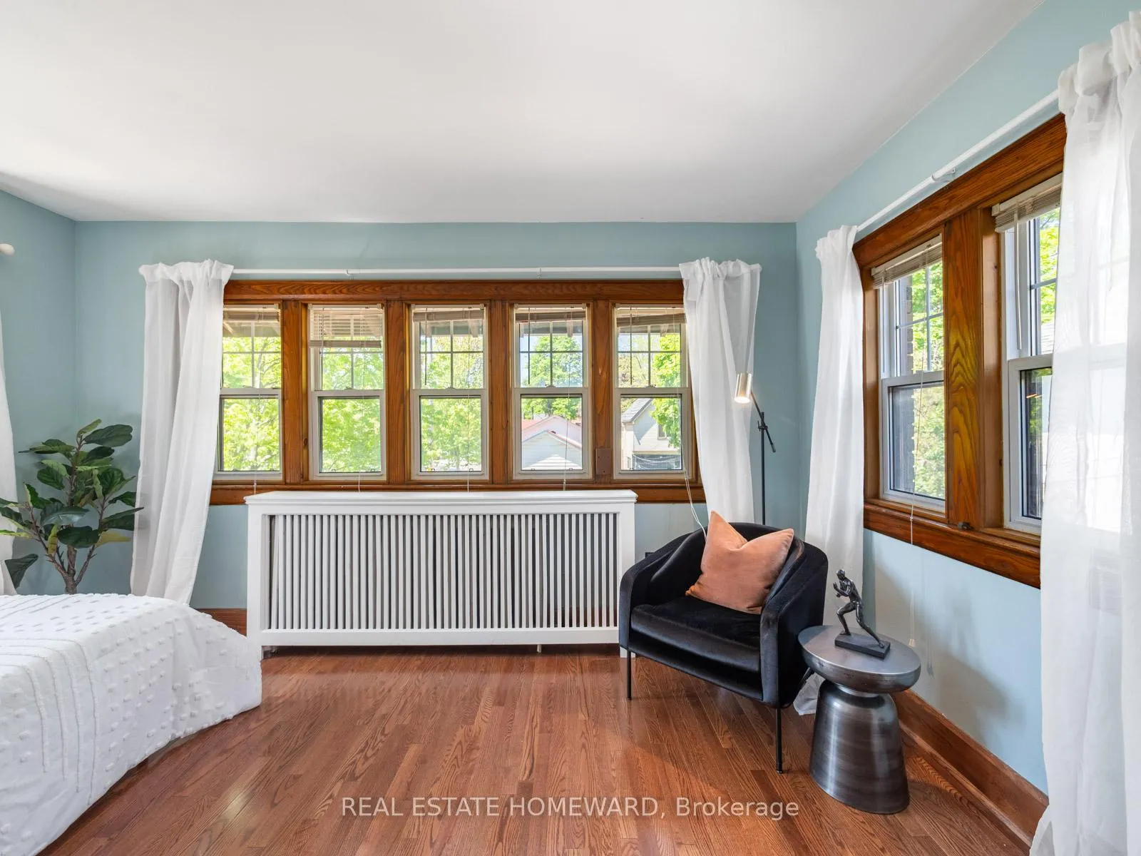 Photo 38 of 24 Waverley Road, Toronto, The Beaches — HOMEH
