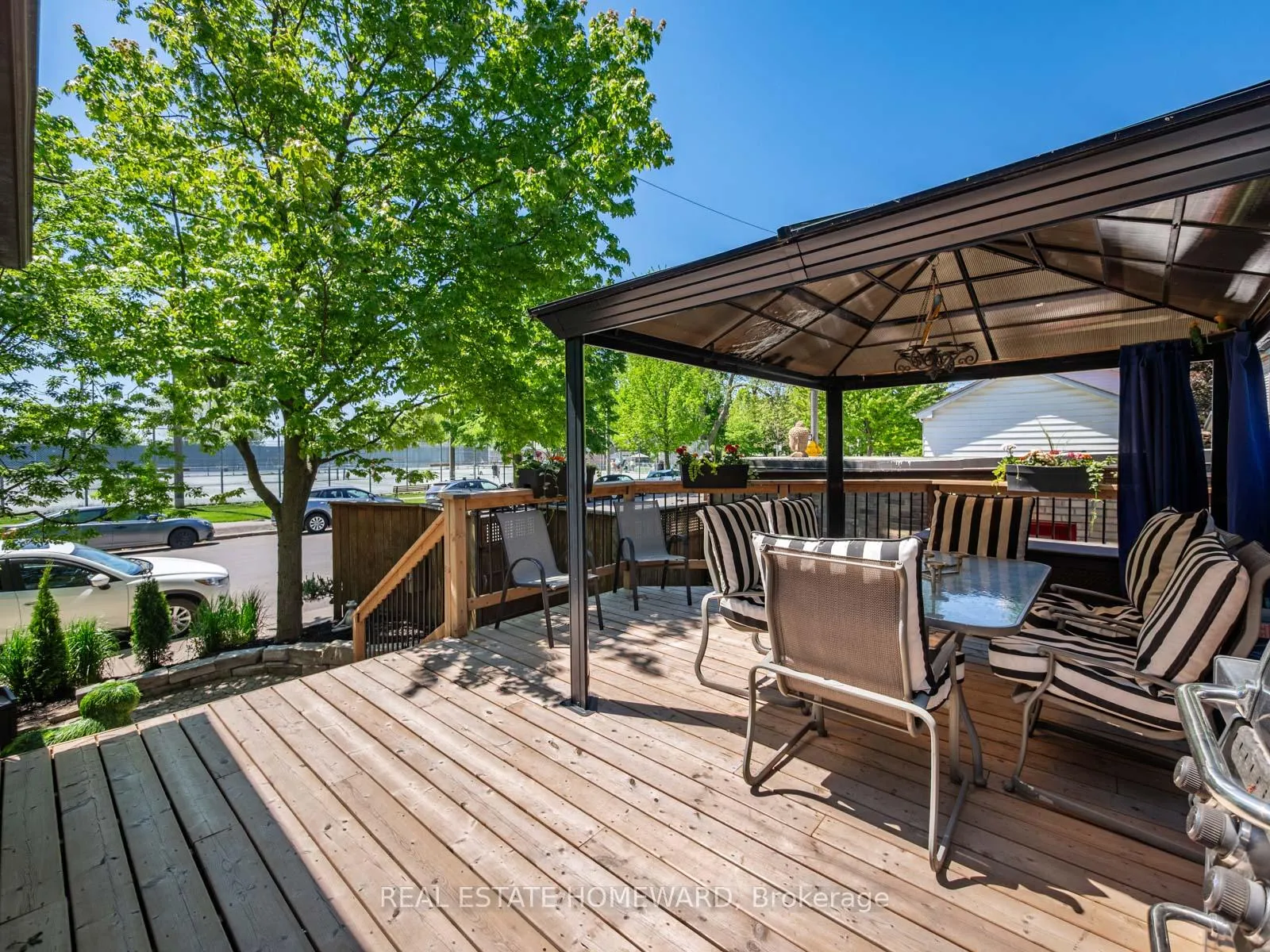 Photo 48 of 24 Waverley Road, Toronto, The Beaches — HOMEH