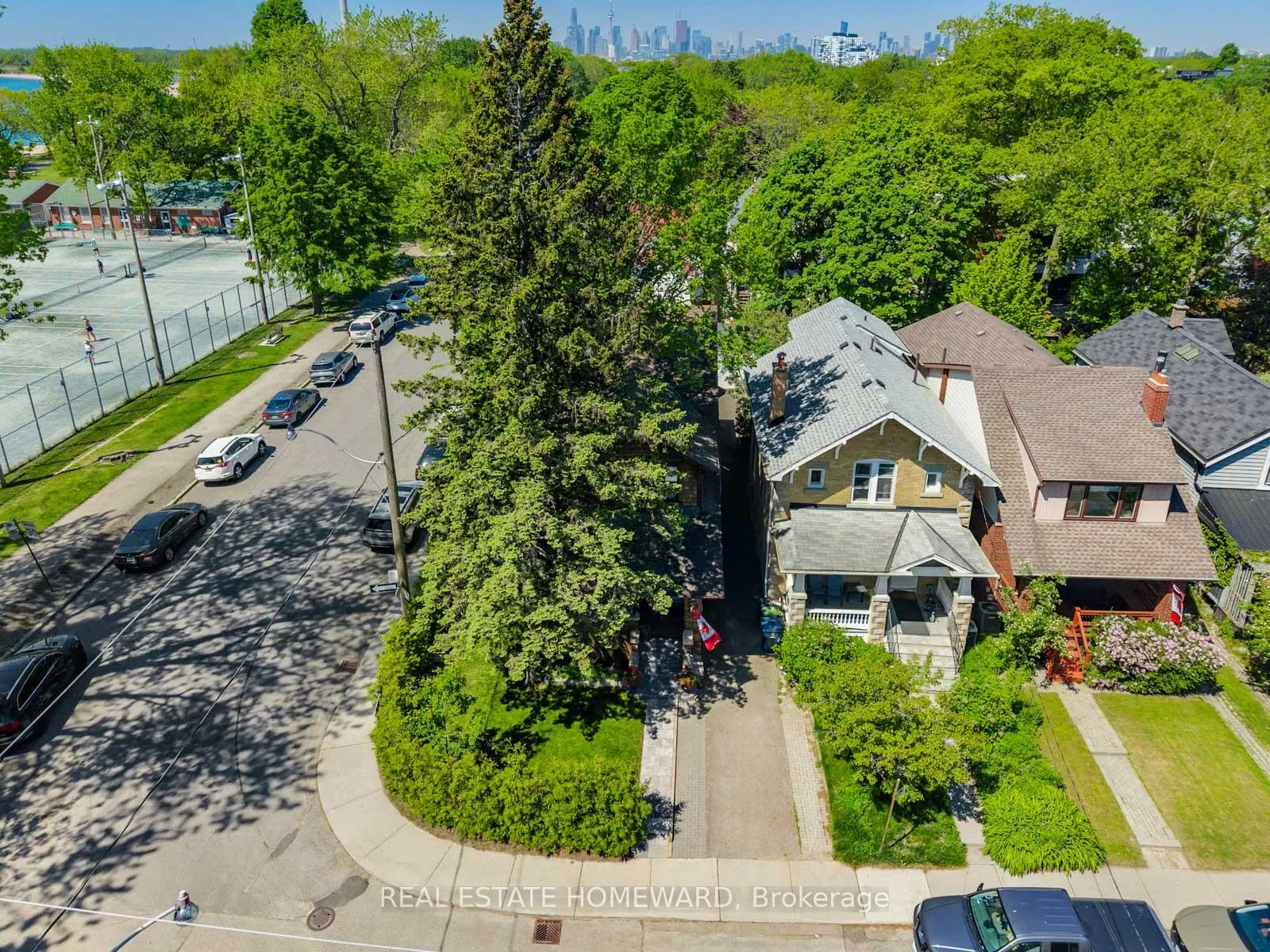 Photo 50 of 24 Waverley Road, Toronto, The Beaches — HOMEH
