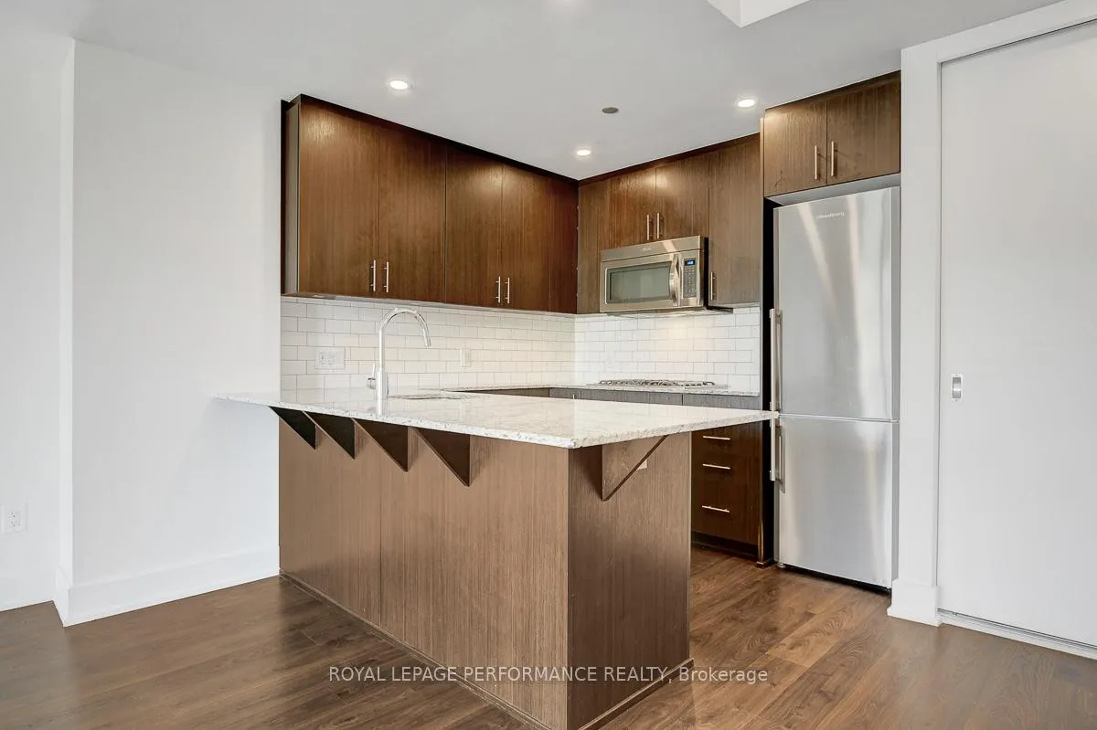 Photo 4 of Unit 413, 7 Marquette Avenue, Ottawa, Vanier — HOMEH