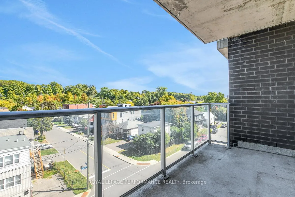 Photo 12 of Unit 413, 7 Marquette Avenue, Ottawa, Vanier — HOMEH